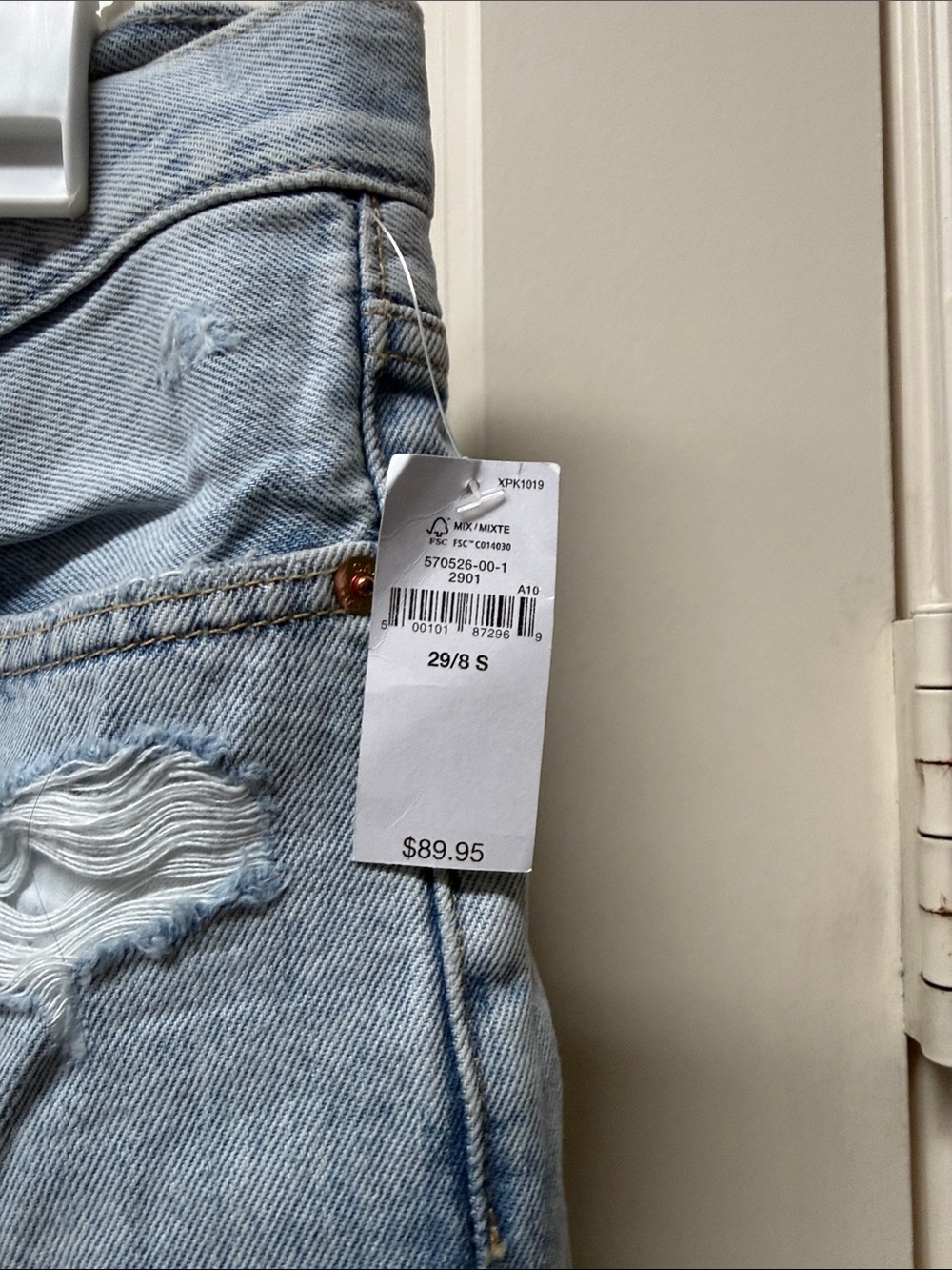 NWT Gap Boy Jean mid rise size 8 short - Picture 2 of 3